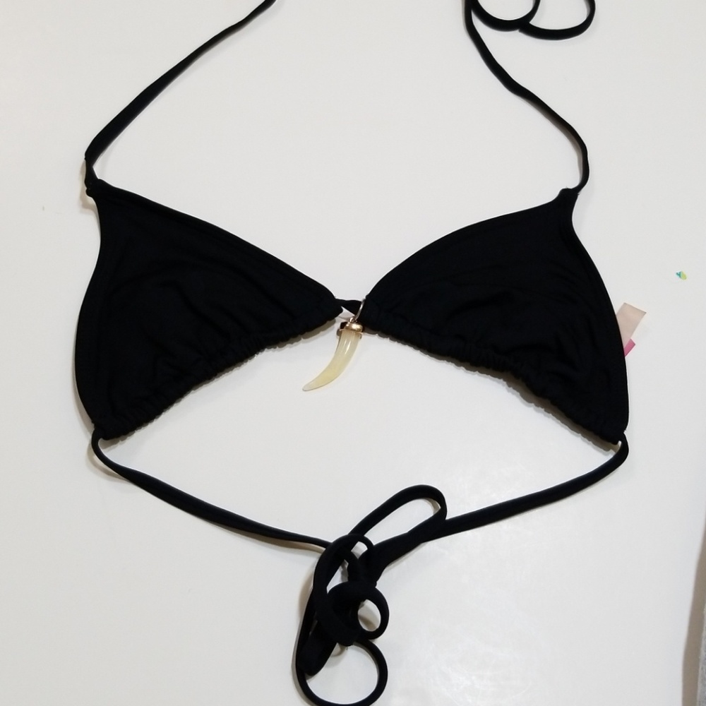 Triable bikini top